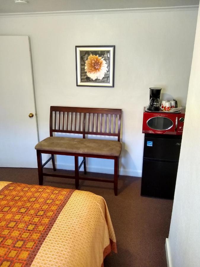 Holiday Motel Bend Esterno foto